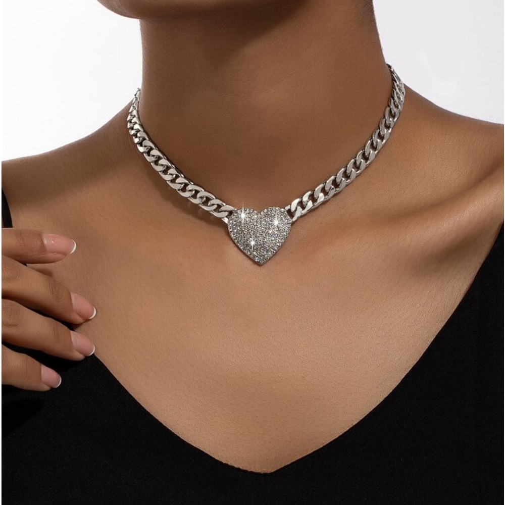 Rhinestone Heart Chain Necklace